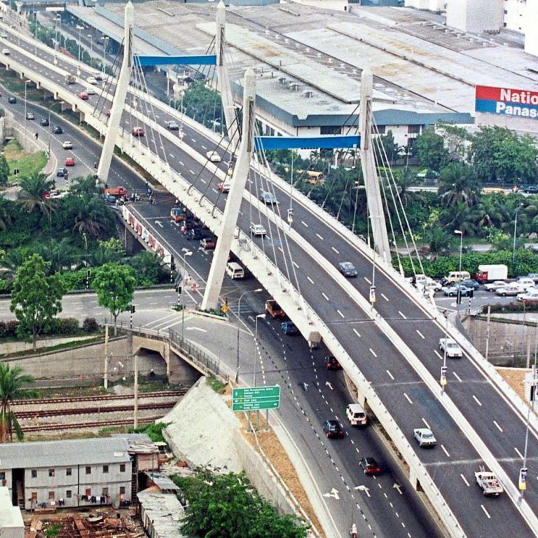 motorola cable stayed bridge over federal hwy for ldp